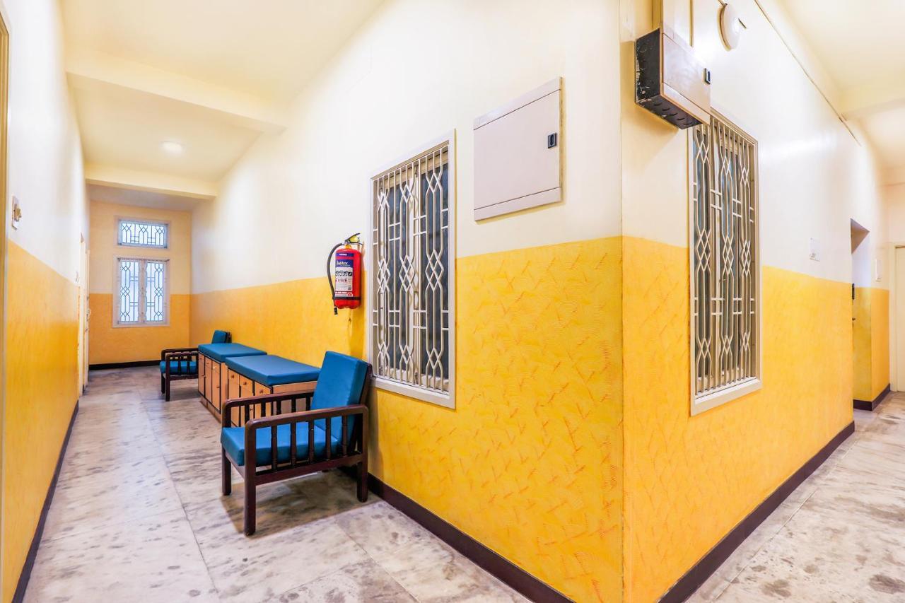 Fabexpress Santhi Inn - Near Promenade Beach Puducherry Exterior foto